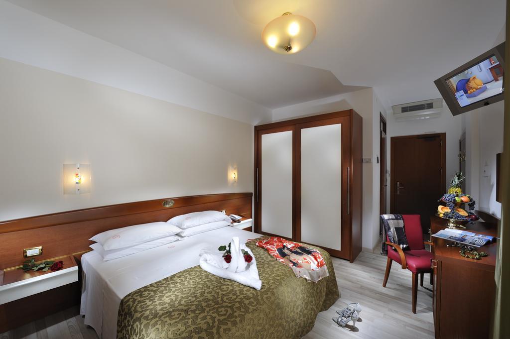 Hotel Eden Bibione Camera foto