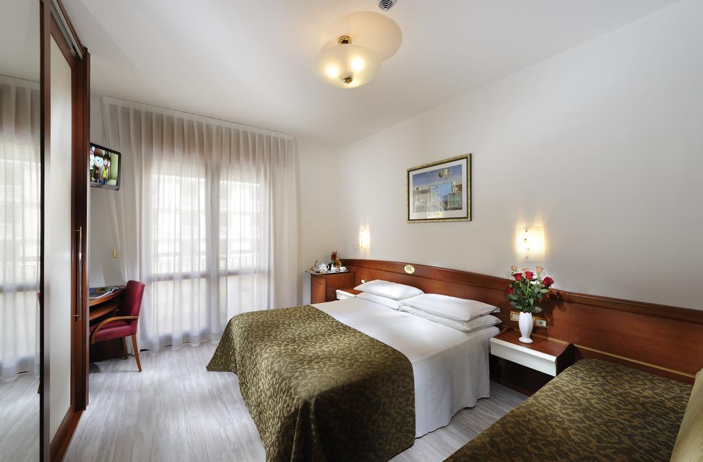 Hotel Eden Bibione Esterno foto