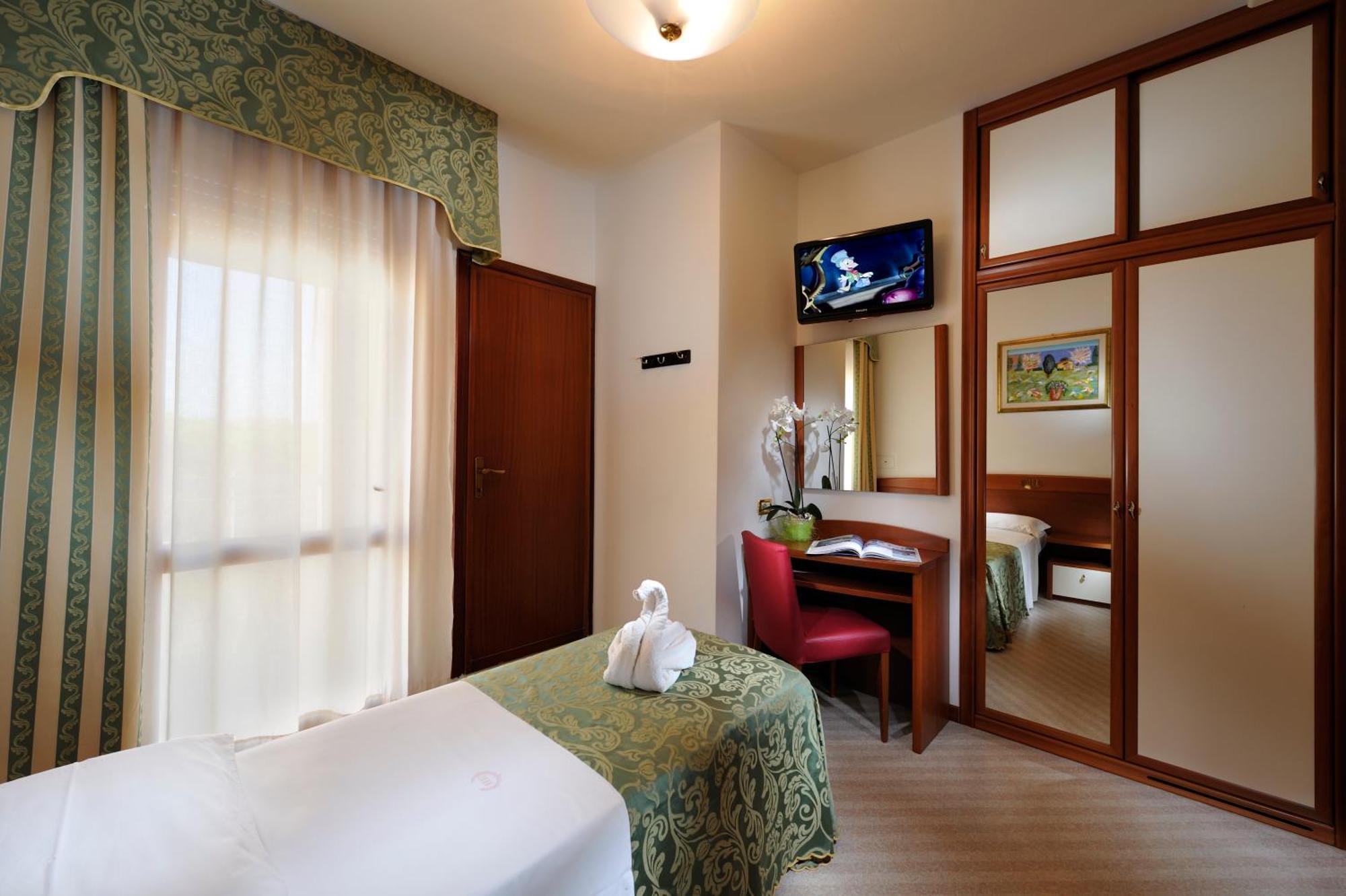 Hotel Eden Bibione Esterno foto